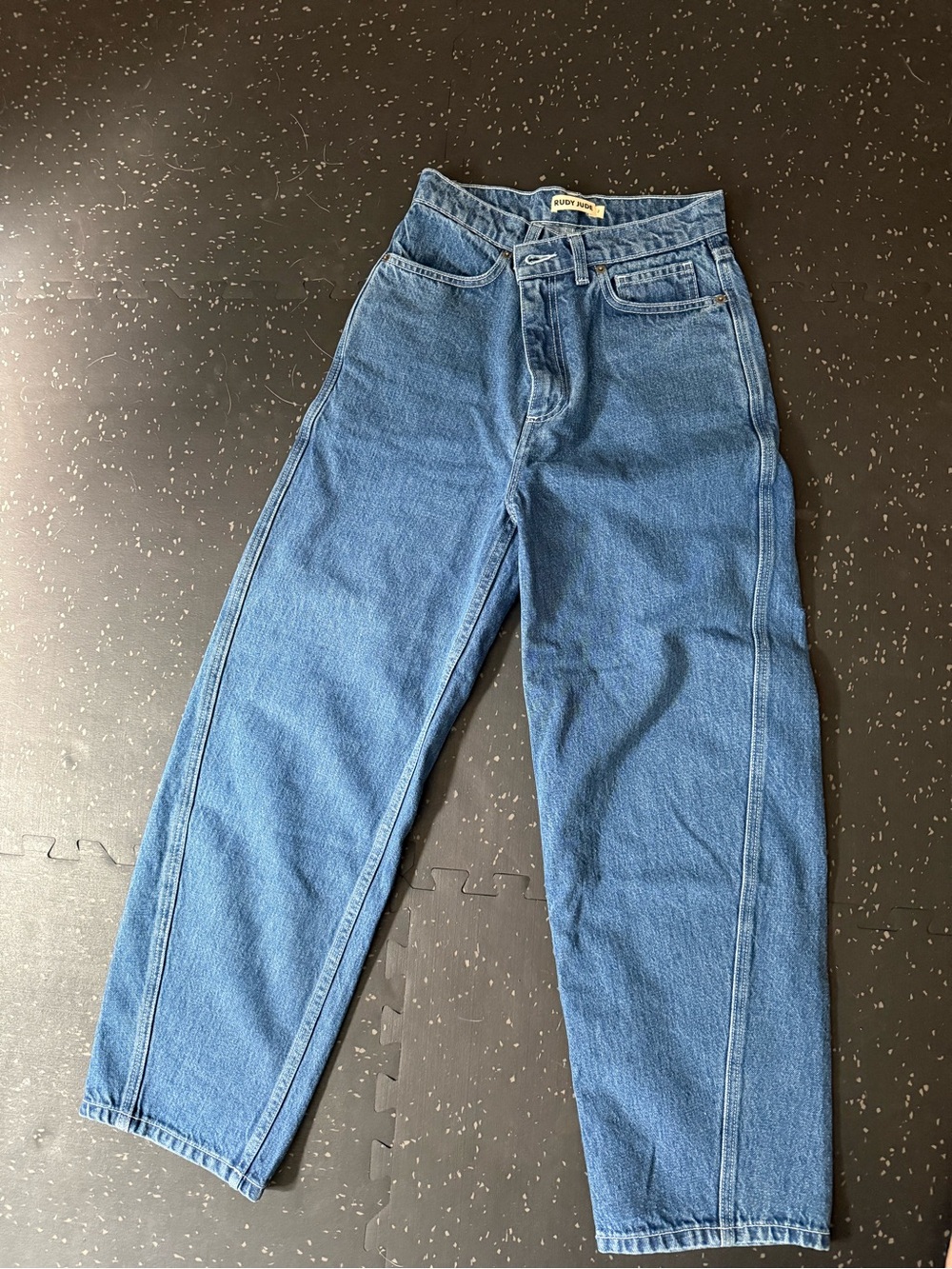 Brand new Rudy Jude Narrow Roper jeans size 2 26” inseam
